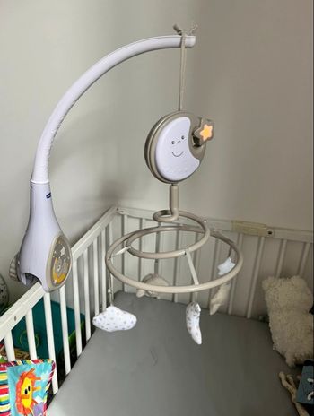 Mobile musical chicco + spiral éveil 