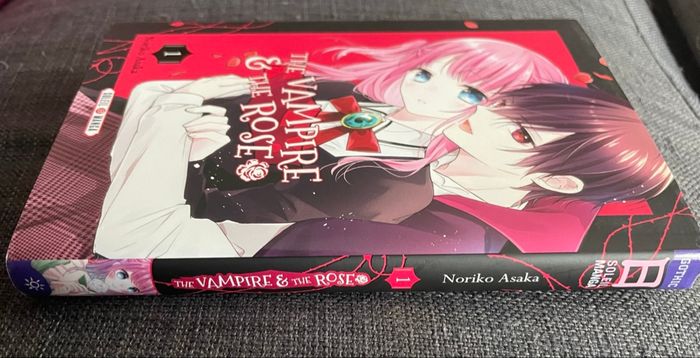 Manga The vampire & The rose - photo numéro 3