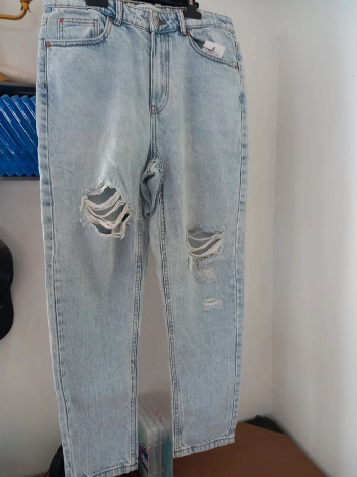 Jeans troué