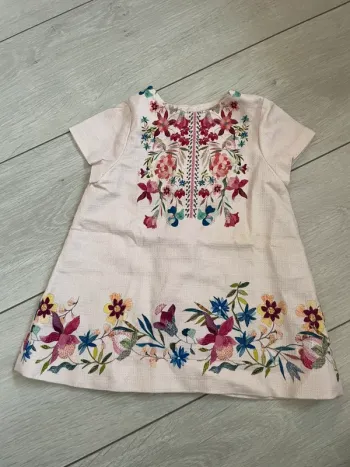 Robe Zara neuve
