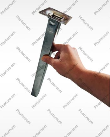 Pied pour meuble ou autre hafele