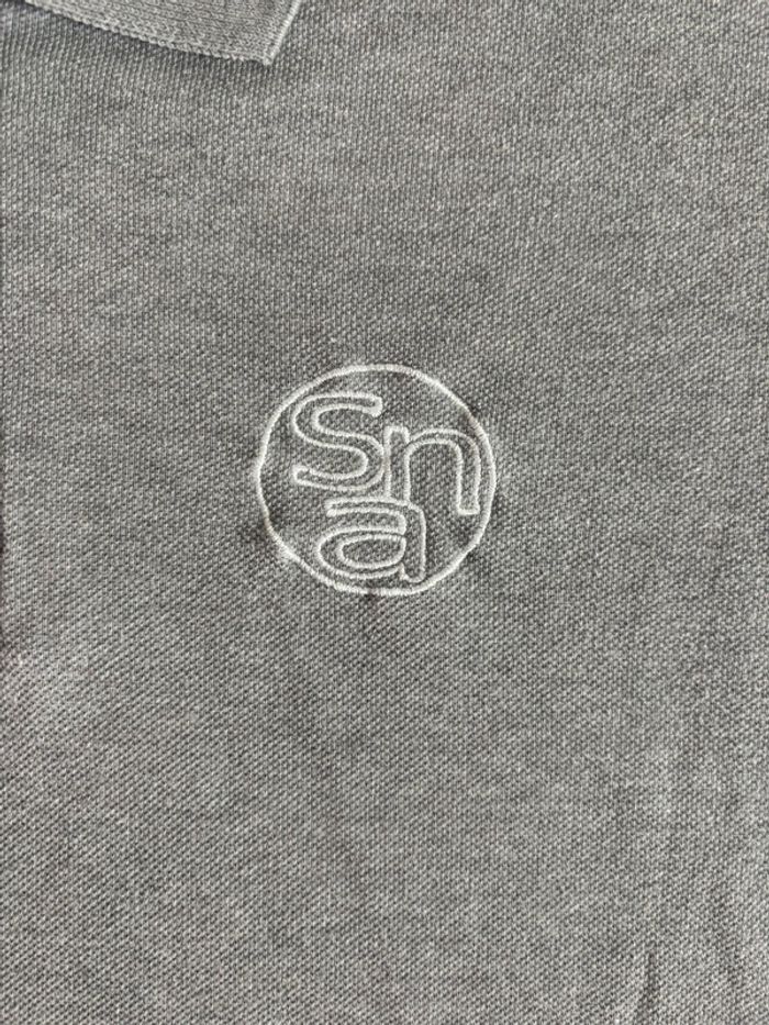 Polo Dickies taille S/M gris logo brodé blanc «sna » - photo numéro 4