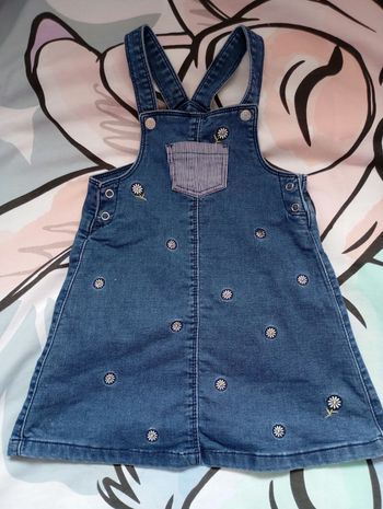 Robe salopette en jeans et fleurs brodées  36 mois 