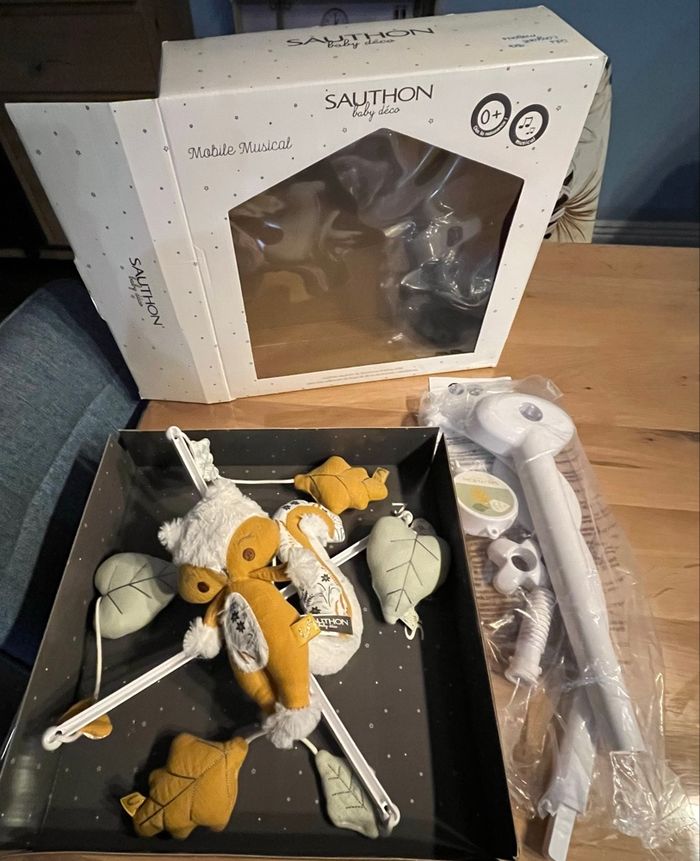 Mobile Musical Sauthon « Promenons nous » - photo numéro 2