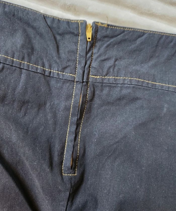 Jupe courte La Redoute – Taille 42 – Noir et gris avec détails jaunes - photo numéro 5