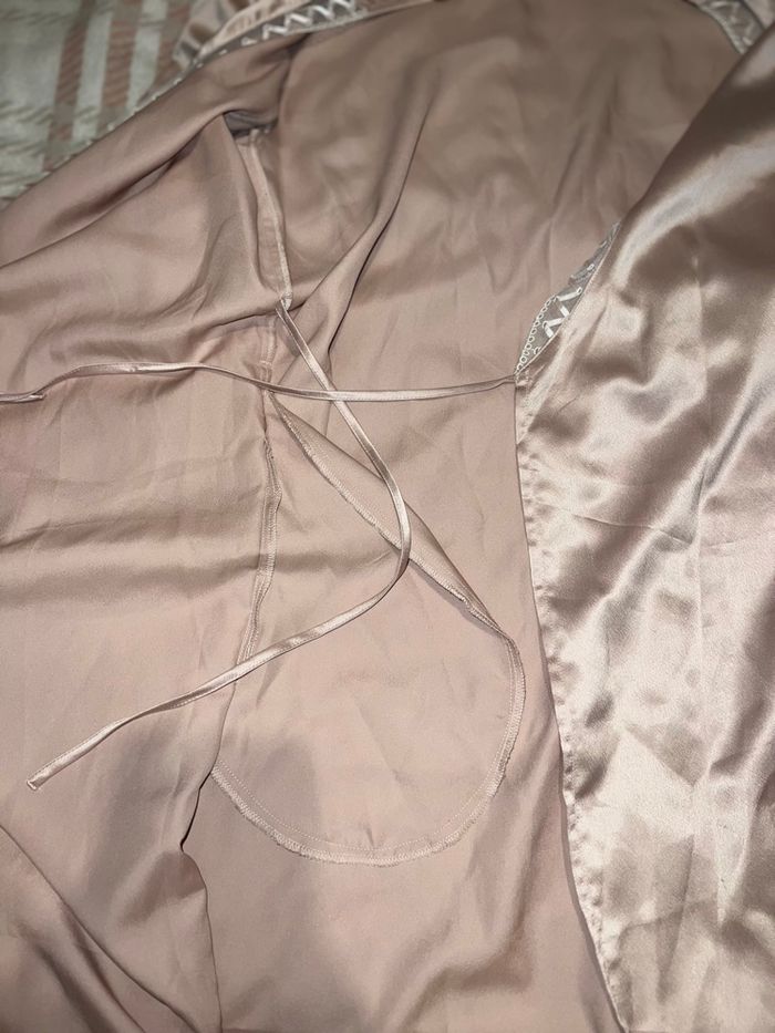 Kimono en satin - photo numéro 3