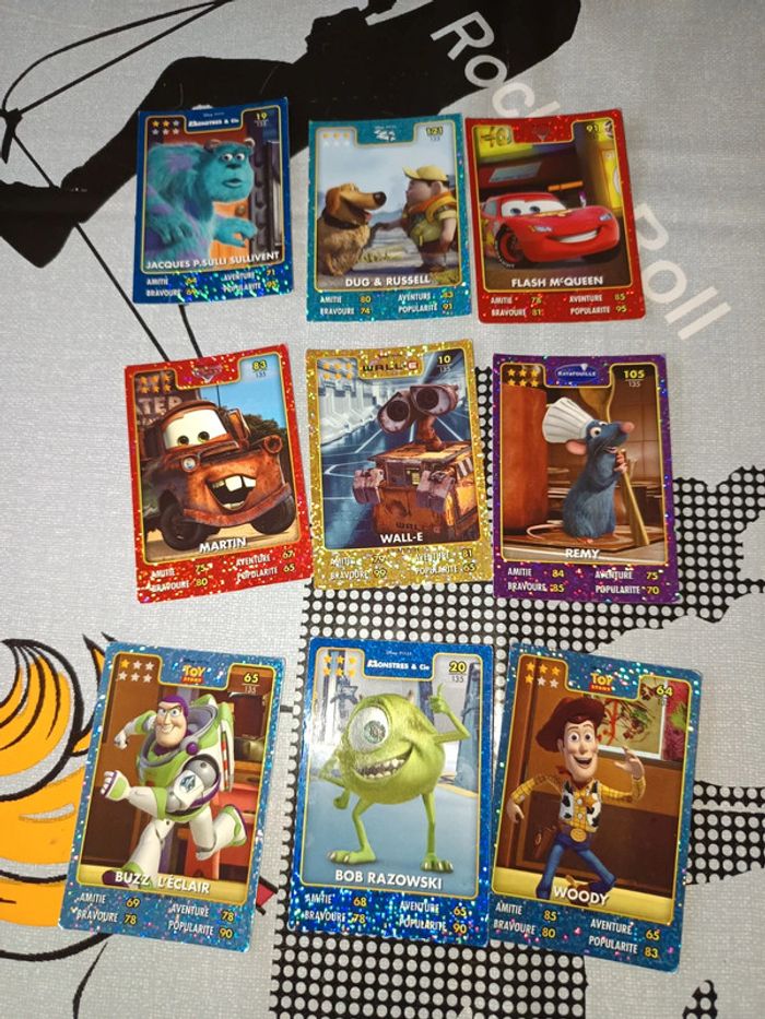 Lot de 9 Cartes brillantes à collectionner Auchan - Héros Disney Pixar