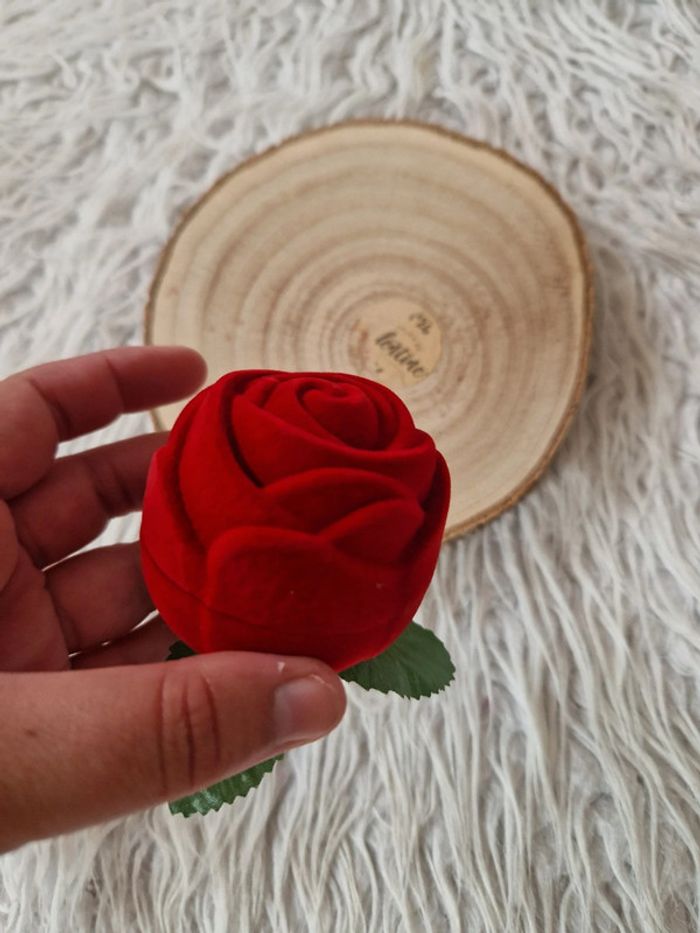 Porte bague rose rouge neuf - photo numéro 4