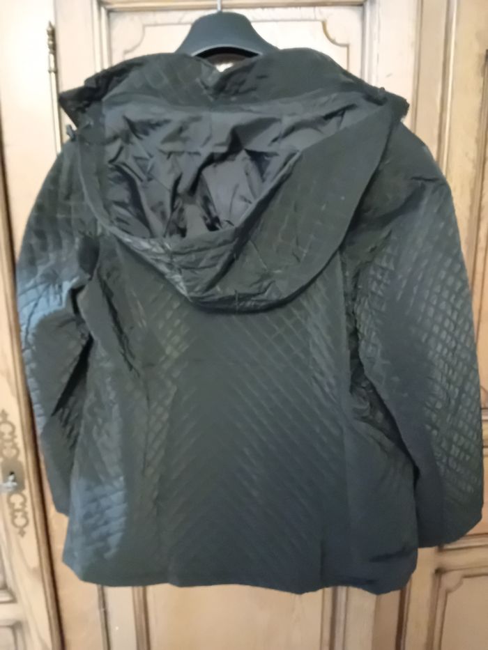 Veste Cantarana  mi saison noire avec capuche - photo numéro 4