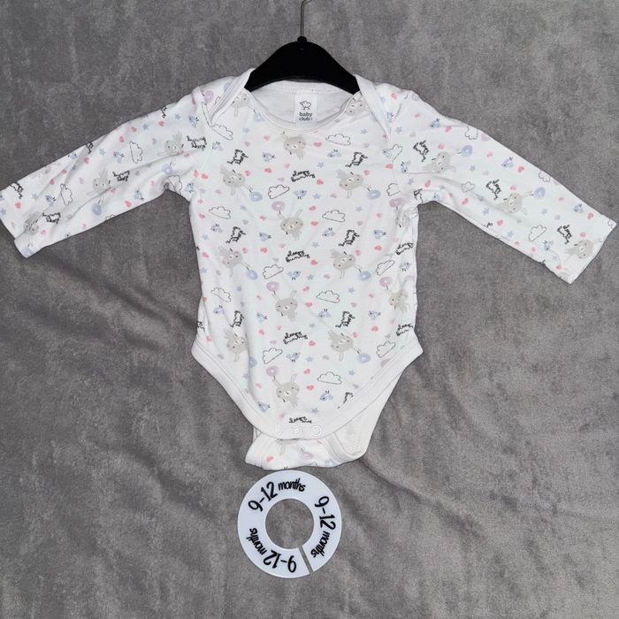 Lot bodies manches longues bebe fille 9 mois - photo numéro 2