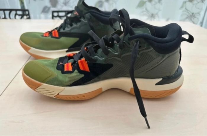 Basket Nike Air Jordan Zion 1 last dance - photo numéro 6