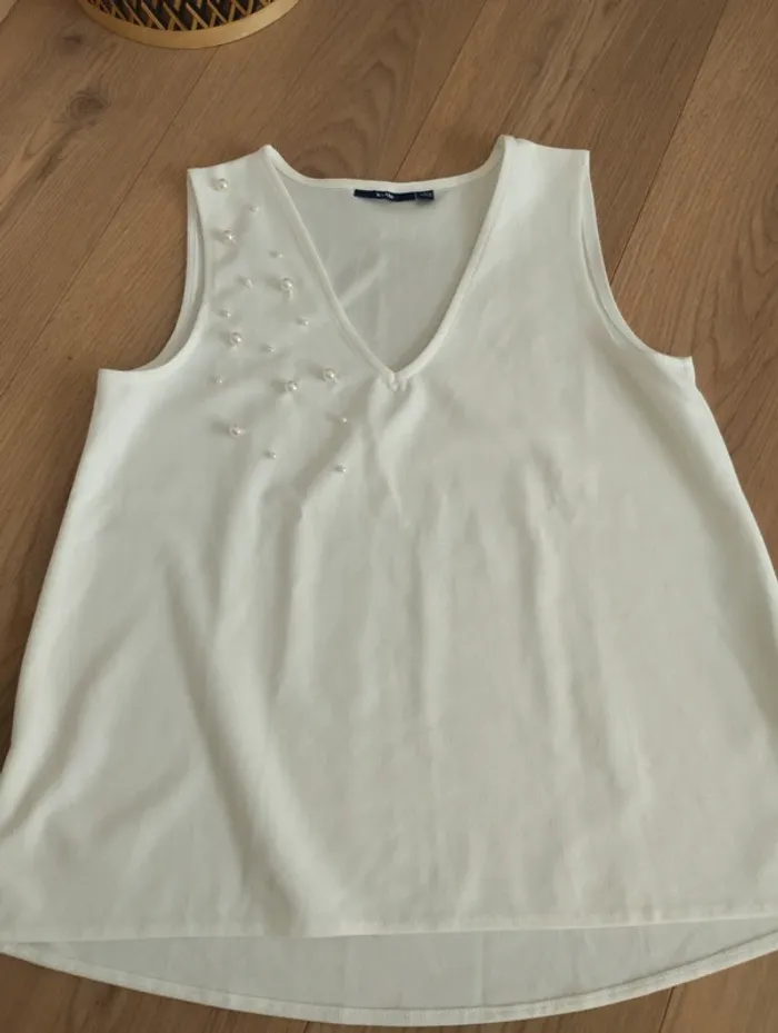 Blouse sans manches blanche à perles Kiabi 36 - photo numéro 2