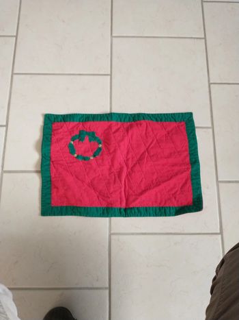 Petit napperon matelassé motif festif