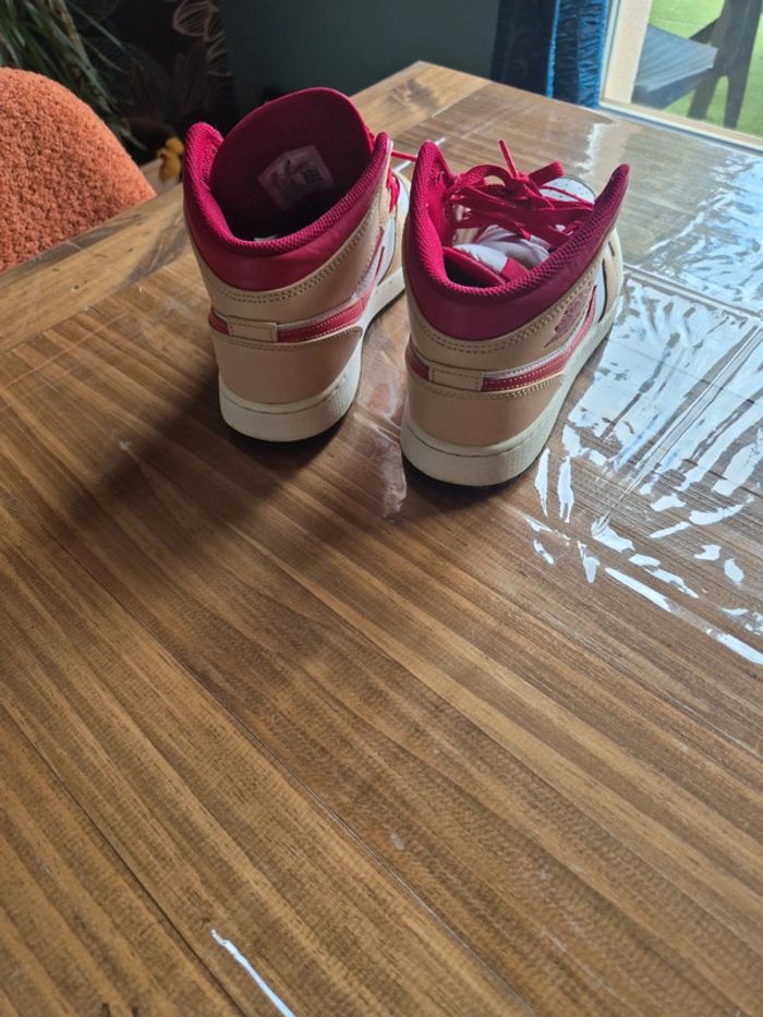 Baskets montantes Nike Air Jordan - photo numéro 4
