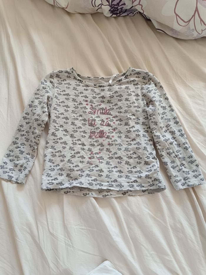 T-shirt
