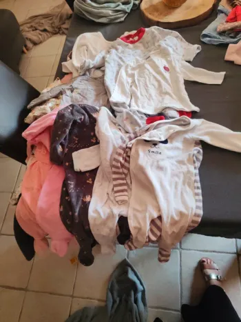 Gros lot vêtement 6mois fille