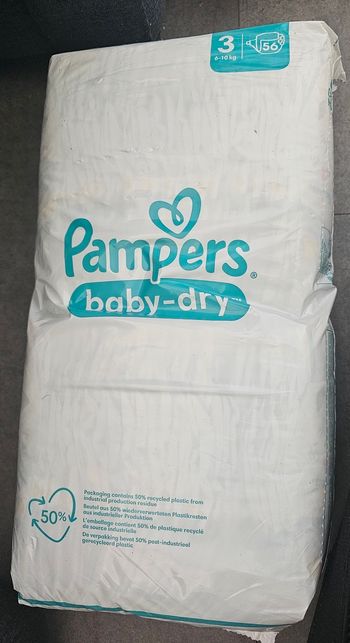 Couche pampers taille 3