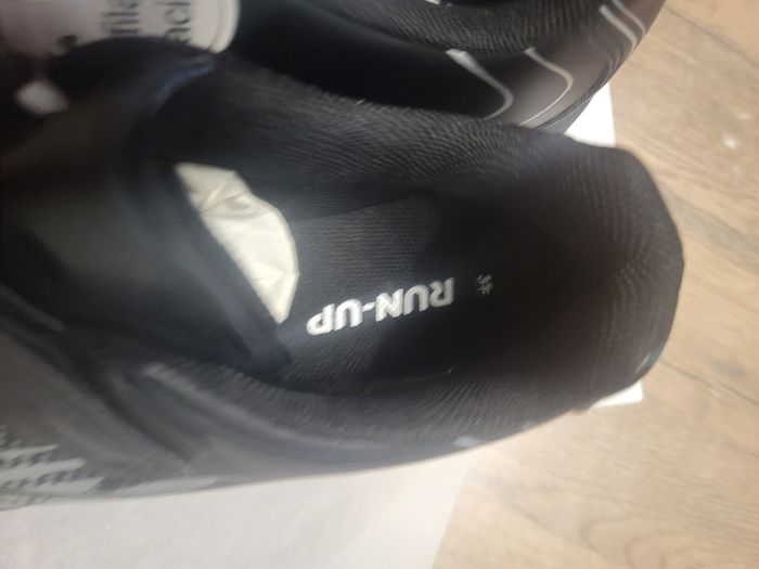 Baskets run up gemo neuves 35 - photo numéro 3