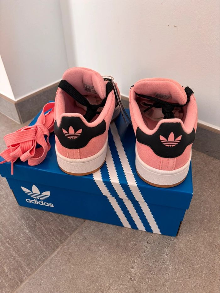 Adidas Campus 00s neuves Taille 38 2/3 - photo numéro 4