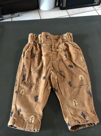 Pantalon en velours 3 mois