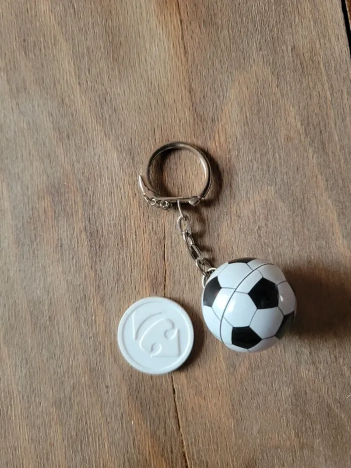Porte-clef ballon de football