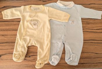 Lot de deux pyjamas 1 mois 👶🏻