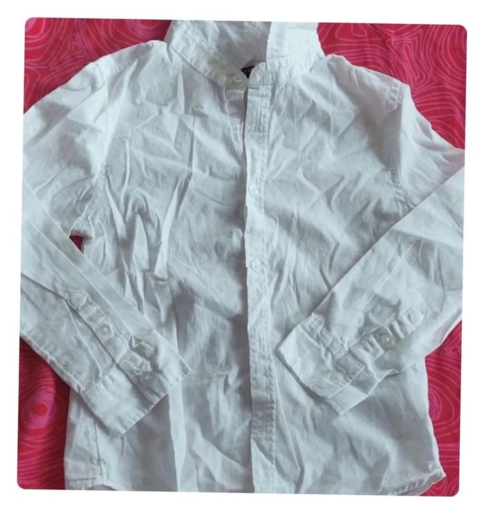 Chemise blanche classique - élégante et intemporelle, Kiabi, neuve,taille 6 ans