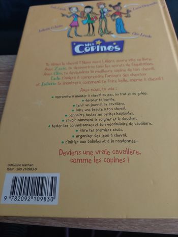 A cheval avec mess copines