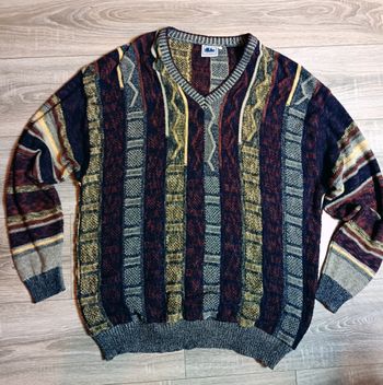 Pull. Vintage 90's taille XL Homme