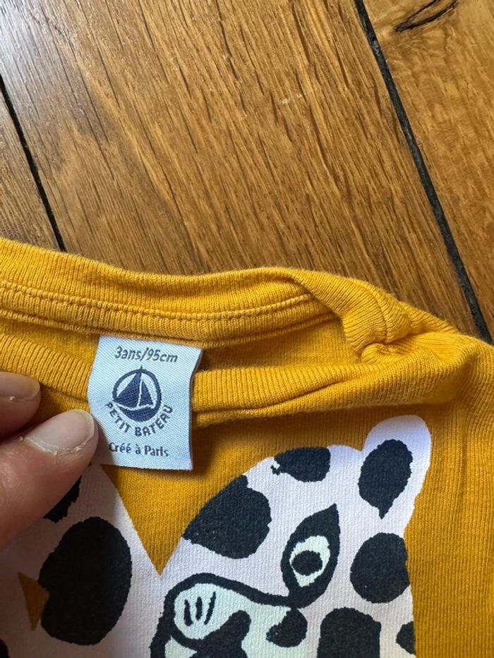 T-shirt petit bateau fille 3 ans très bon état - photo numéro 3