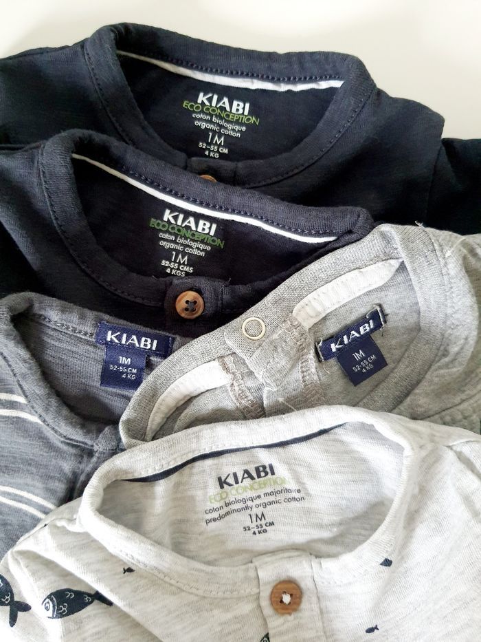 4 tee-shirts (dont 2 identiques) + 1 barboteuse Kiabi - photo numéro 3