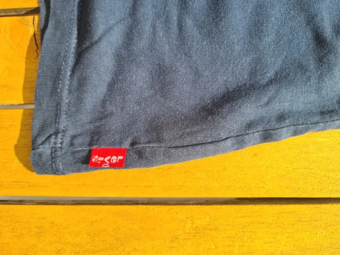 T shirt levi's - photo numéro 4