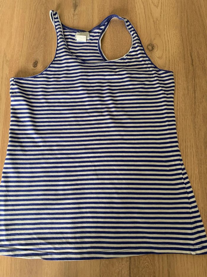 T shirt fille 152 (10 ans )