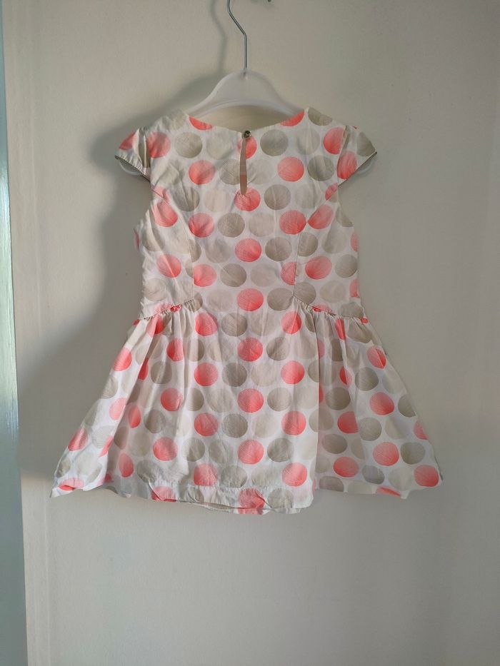 Robe Okaïdi en 4 ans - photo numéro 2