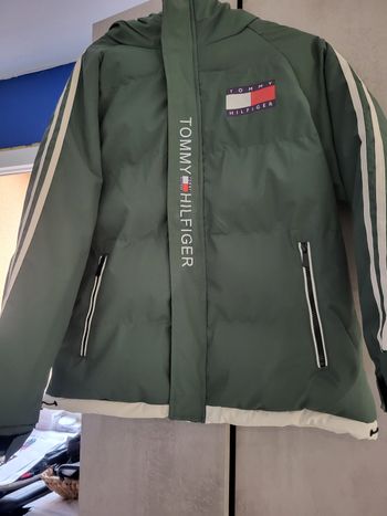 Vends doudoune neuve tommy hilfiger