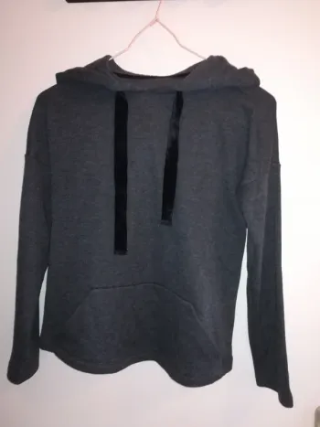 Pull à capuche gris, Etam, taille XS, très bon état