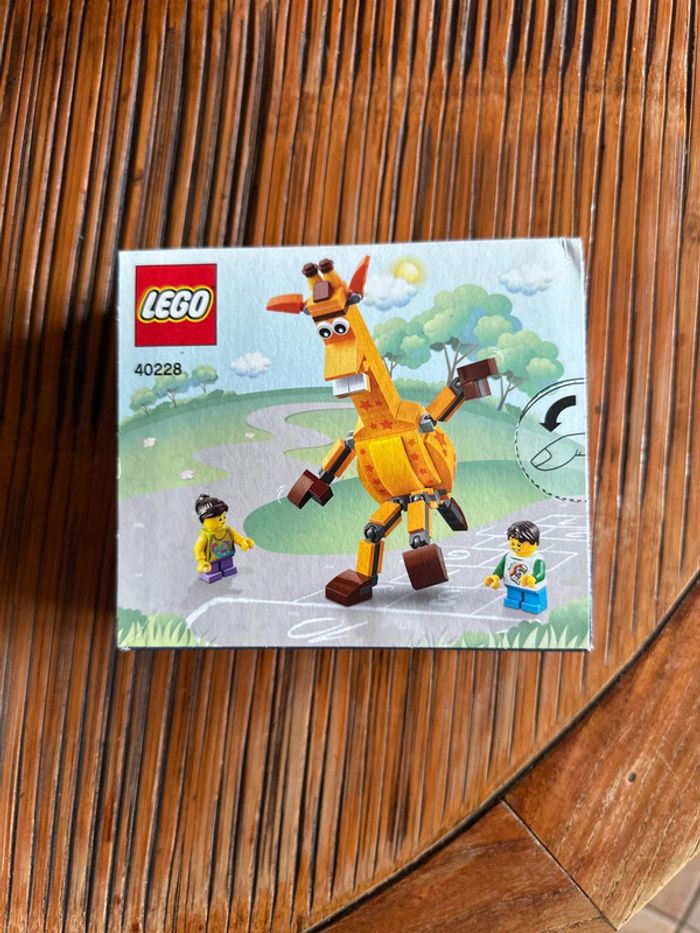 Set Lego 40228, en collaboration avec Toysrus, - photo numéro 2