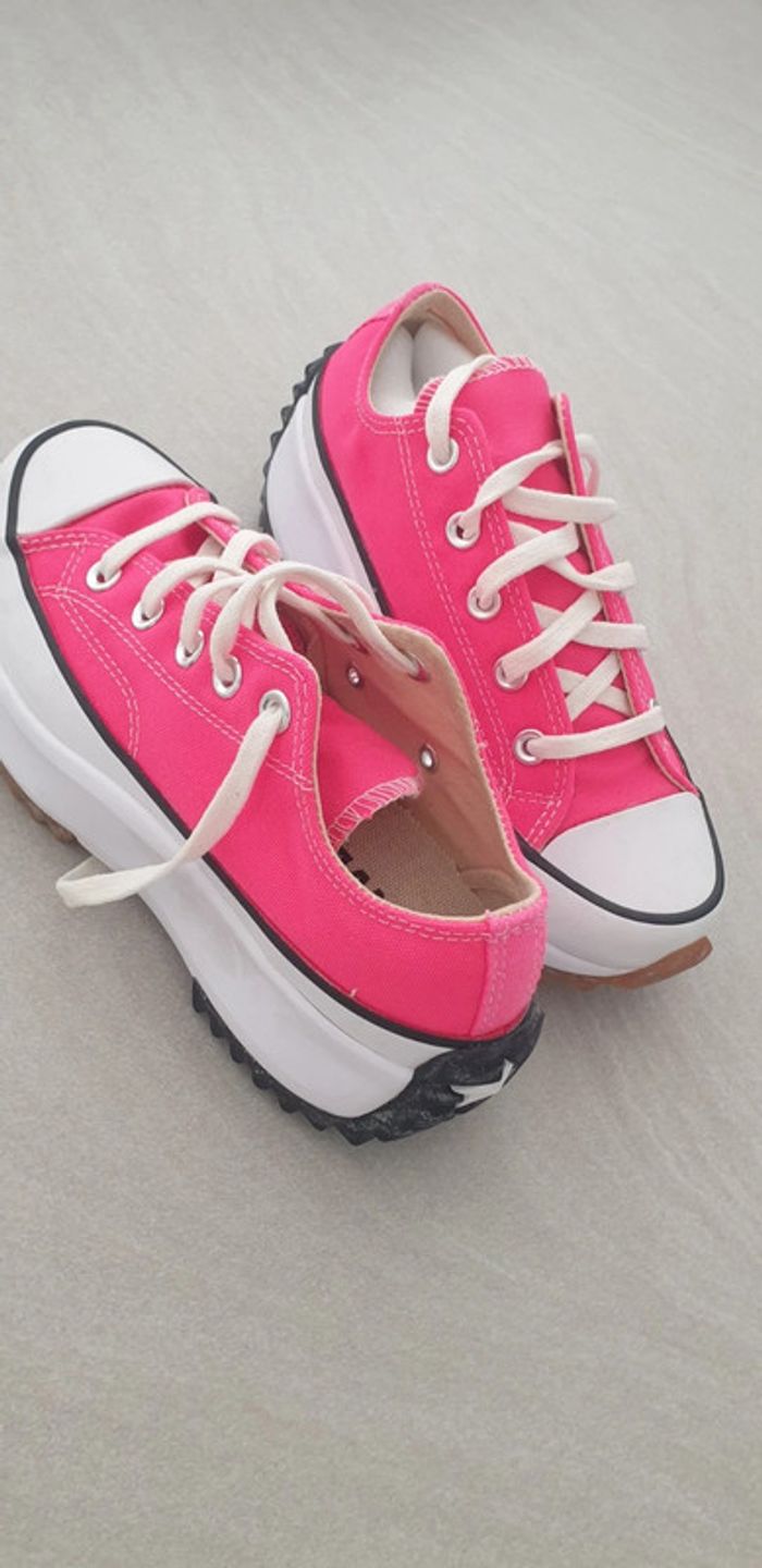 Converses plate-forme fuschia