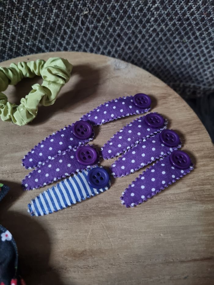 Lot barrettes et nœuds à cheveux fille - photo numéro 2
