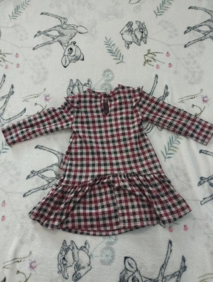 Robe Primark 36 mois - photo numéro 3