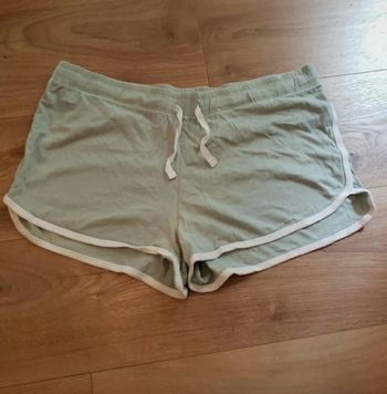 Short taille 42 primark