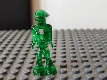 Lego figurine alien