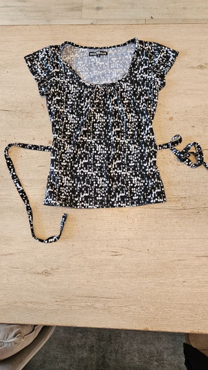 Blouse légère à manches courtes, noire et blanche, MustHave, M, non mis