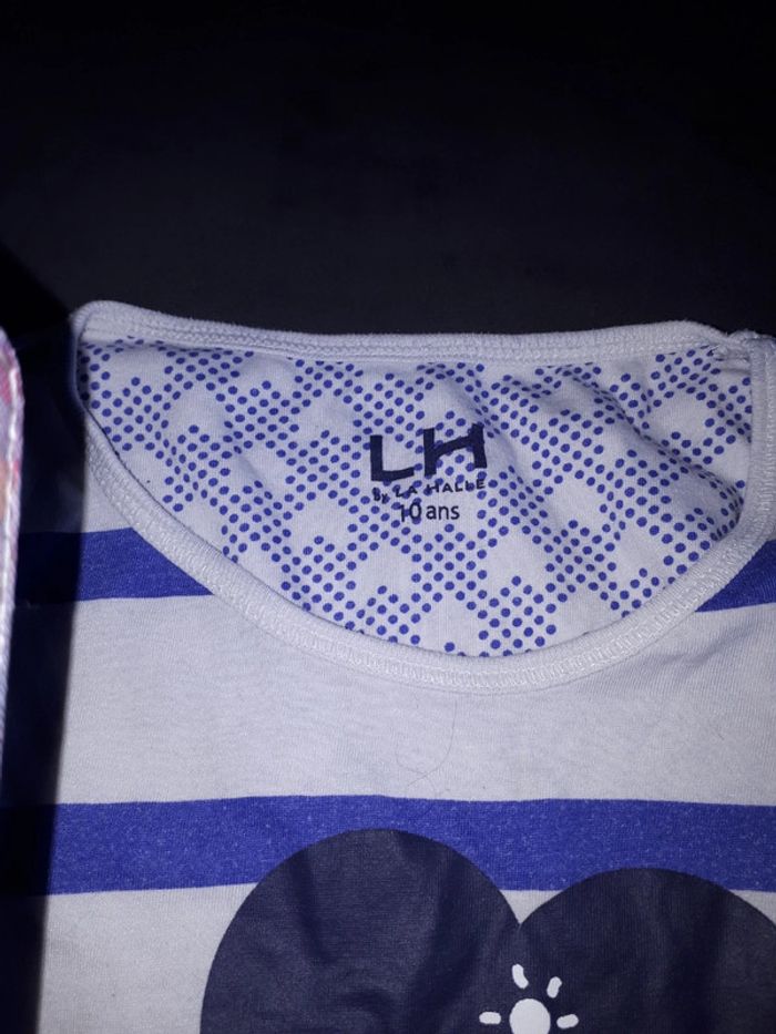 Tee-shirt manches longues offert dans un lot la Halle 10 ans 50 cts. - photo numéro 5