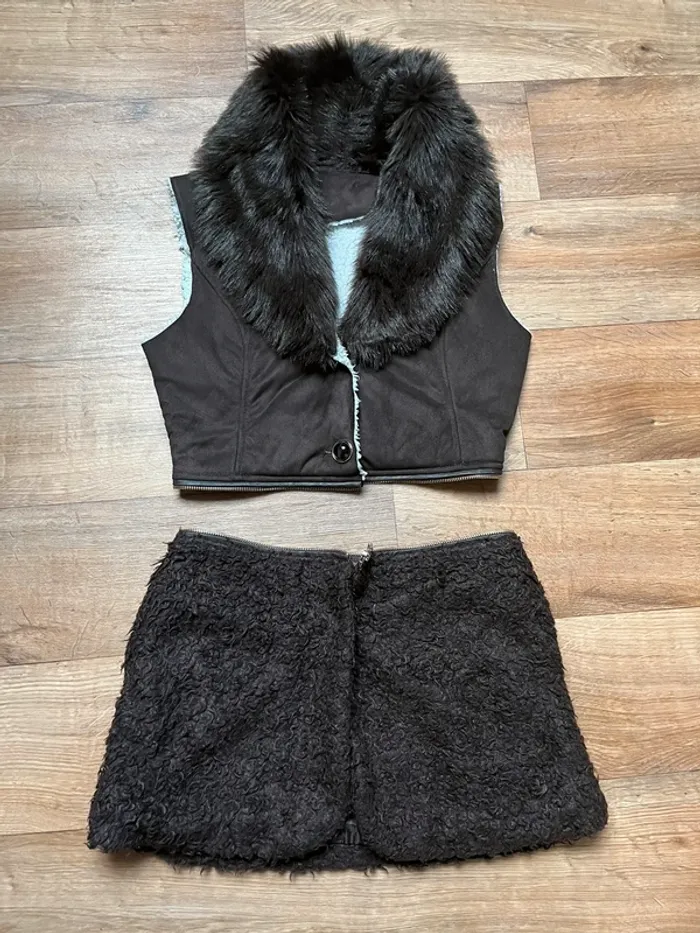 Jolie veste sans manches - transformable - taille 36 - photo numéro 10