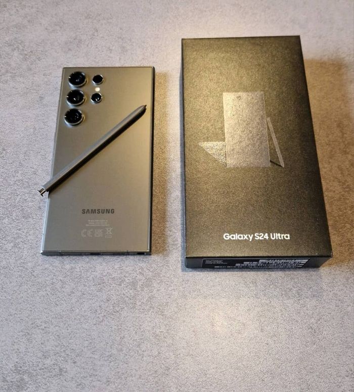 S-a-m-s-u-n-g G-a-l-a-x-y ultra s24 - photo numéro 2