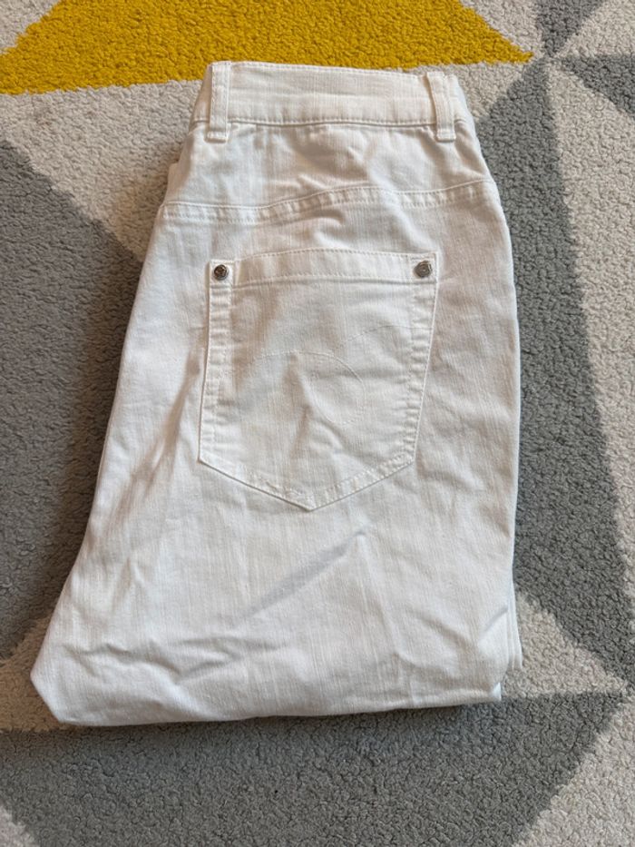 Pantacourt Eugen Klein couleur blanc Taille 38