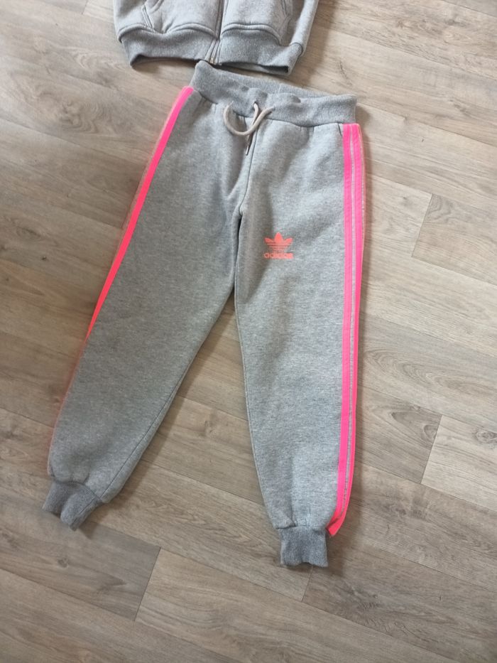 Survêtement pantalon et haut 10 ans Adidas - photo numéro 2