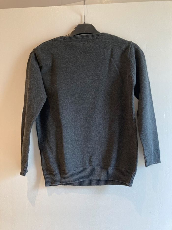 Pull gris - photo numéro 2