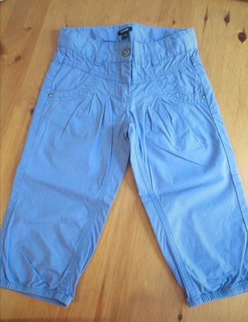 *Pantalon léger bleu Kiabi 5 ans